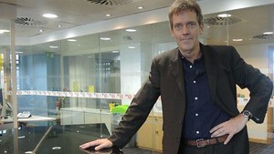  Hugh Laurie chats to Steve Wright 23.09.2013