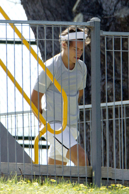  September 24th - Harry Working Out in a Park in Adelaide, Australia