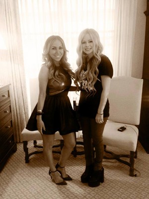  Avril Lavigne & Diana Madison