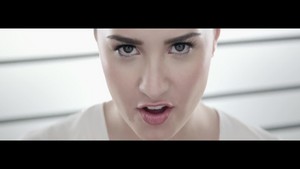  Demi Lovato - cuore Attack {Music Video}