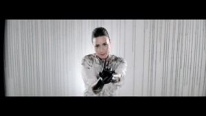 Demi Lovato - moyo Attack {Music Video}
