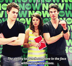  Ian Somerhalder and Paul Wesley answer your domande