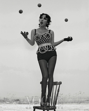  Lee Hyori - Vogue Magazine May Issue ‘13