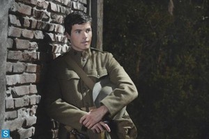  Pretty Little Liars - Episode 4.13 - Grave New World - Promotional 写真