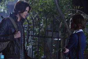  Pretty Little Liars - Episode 4.13 - Grave New World - Promotional ছবি