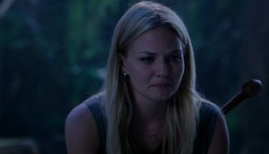  **•Emma Crying In 3x02-"Lost Girl"•**