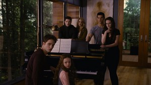  Edward, Bella, Renesmee and Jake