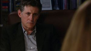  Gabriel Byrne and Alison Pill (Dr. Paul Weston and April)