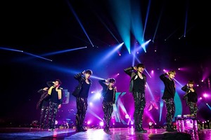  INFINITE – 1st World Tour ‘One Great Step’ in Singapore Official foto's