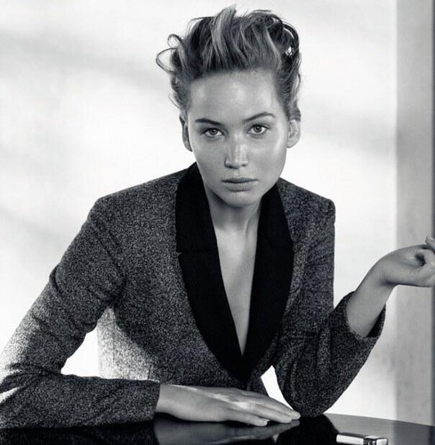 Jennifer Lawrence photographed by Michael Baumgarten for Dior ...