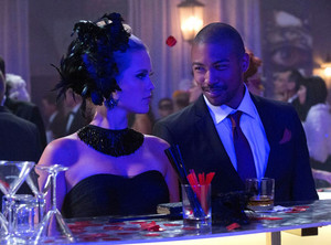  più stills from The Originals 1x03 ‘Tangled Up In Blue’