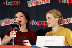  NY Comic Con 2013 - Zoey & Lucy