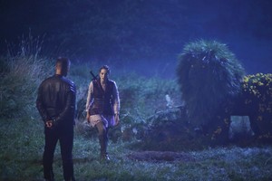  OUAT In Wonderland • Alice & Knave of Hearts 1x02