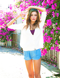 Phoebe Tonkin photography By Chris Fortuna (2013) 