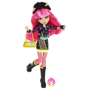 13 Wishes Howleen Wolf doll