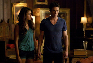  5.06 - Damon & Elena
