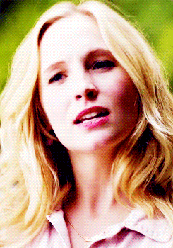Caroline Forbes ↳ TVD 5x01 "I Know What You Did Last Summer" 