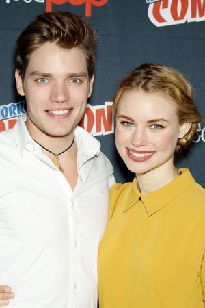  Lucy & Dominic at the NYCC