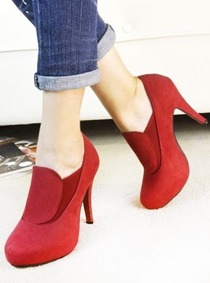  Red High Heels
