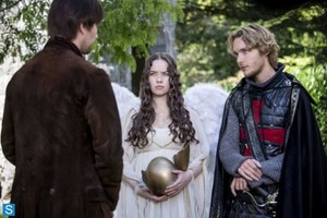  Reign - Episode 1.04 - Hearts and Minds - Promotional mga litrato