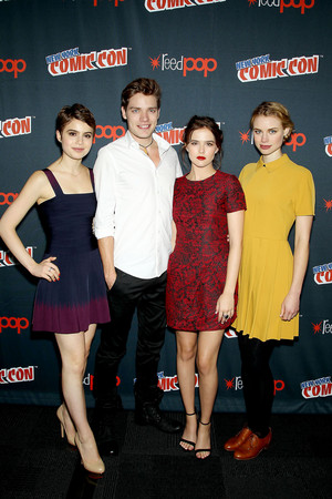  Sami, Dom, Zoey & Lucy at the NYCC