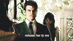  The Originals, 1x01 -“Always and Forever” (Hayley and Elijah deleted scene)