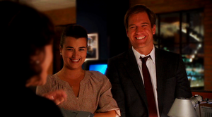  Tony and Ziva: 9x3 - The Penelope Papers