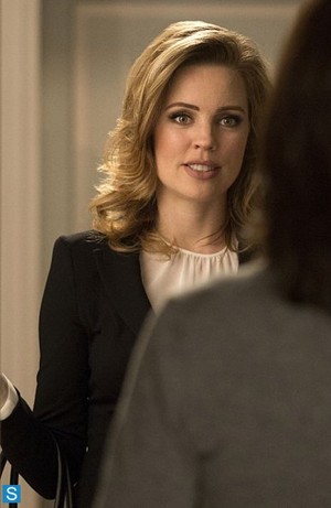  he Good Wife - Episode 5.06 - The 次 日 - Promotional 写真
