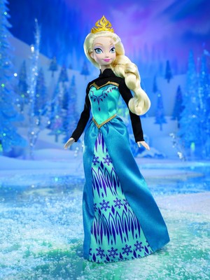  Disney Frozen Color Change Elsa Doll