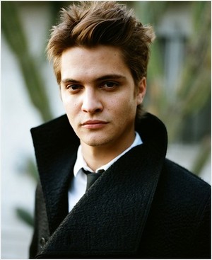  Fifty Shades of Grey's newest cast member,Luke Grimes,who will play Elliot Grey