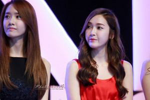  Jessica and Yoona 'GiRL de Provence' Thank wewe Party