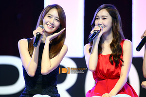  Jessica and Yoona 'GiRL de Provence' Thank 你 Party