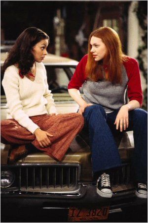  Laura Prepon in That '70s 表示する