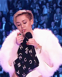 Miley Cyrus spliff MTV EMA 2013