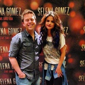  bintang Dance Tour US - Selena backstage - November 9