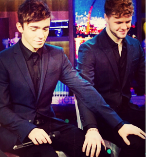  Nathan Sykes and geai, jay Mcguiness