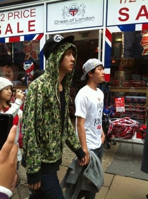  [120622] Chanyeol in ロンドン