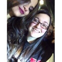  Selena meets ファン after her コンサート -November 19