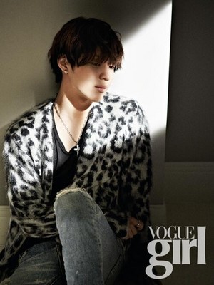  SHINee Taemin on Vogue Girl Magazine