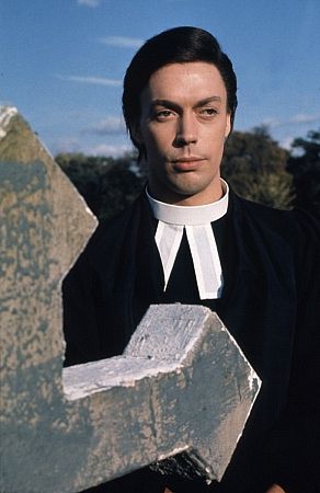  Tim curry, caril