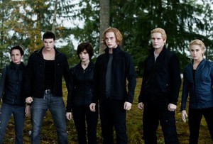  Cullens waiting for Victoria