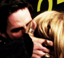 Hook kissing Emma to make her remember him *also true love*