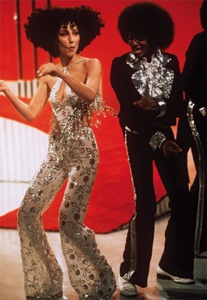  Cher Dancing With Michael Jackson On Her mostrar Back In 1975