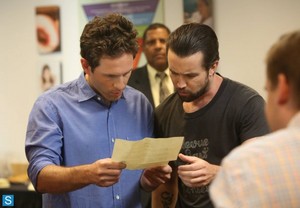  It's Always Sunny in Philadelphia - Episode 9.04 - Mac and Dennis Buy a Timeshare - foto's
