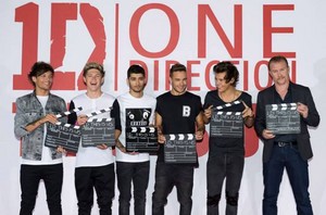  This Is Us: One Direction Premiere<3