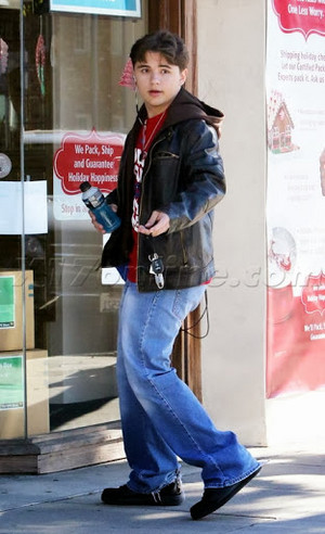  PHOTOS* (Nov. 27) Prince Jackson in Beverly Hills 2013 :)