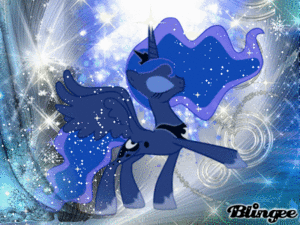 Princess Luna with her Hoof Out