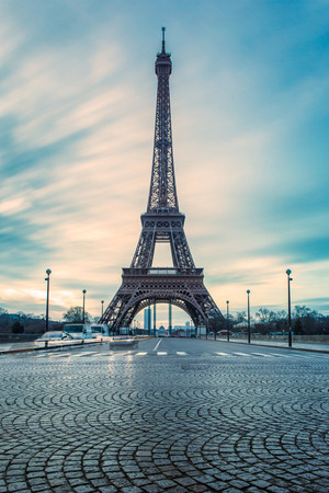  Eiffel