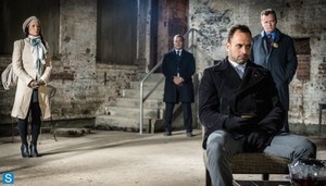  Elementary - Episode 2.12 - The Diabolical Kind - Promotional picha