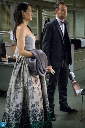  Elementary - Episode 2.13 - All In The Family - Promotional foto-foto